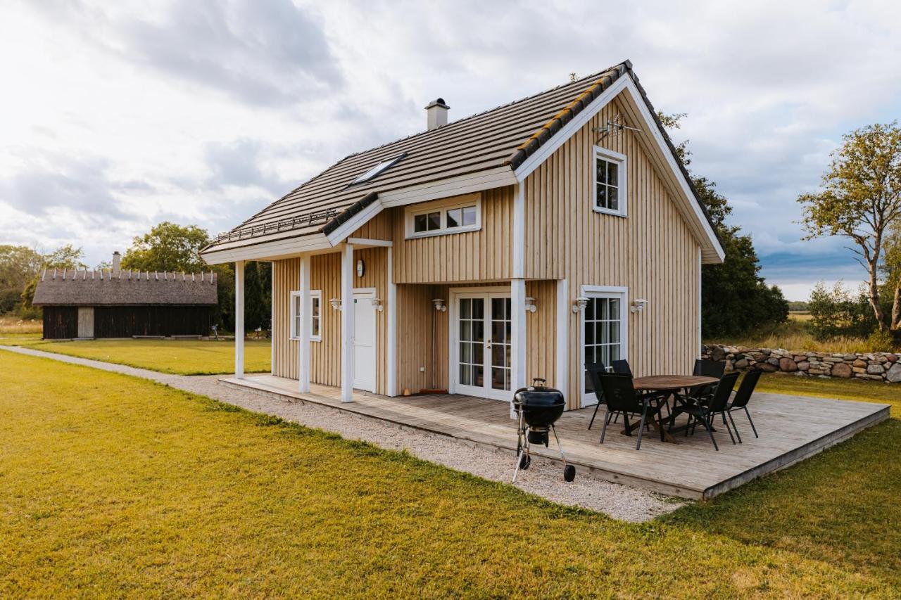 Holmiranna Holiday Homes Kungla Kültér fotó