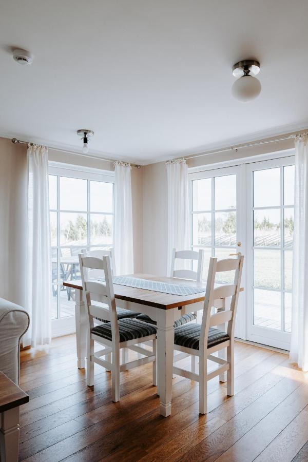 Holmiranna Holiday Homes Kungla Kültér fotó