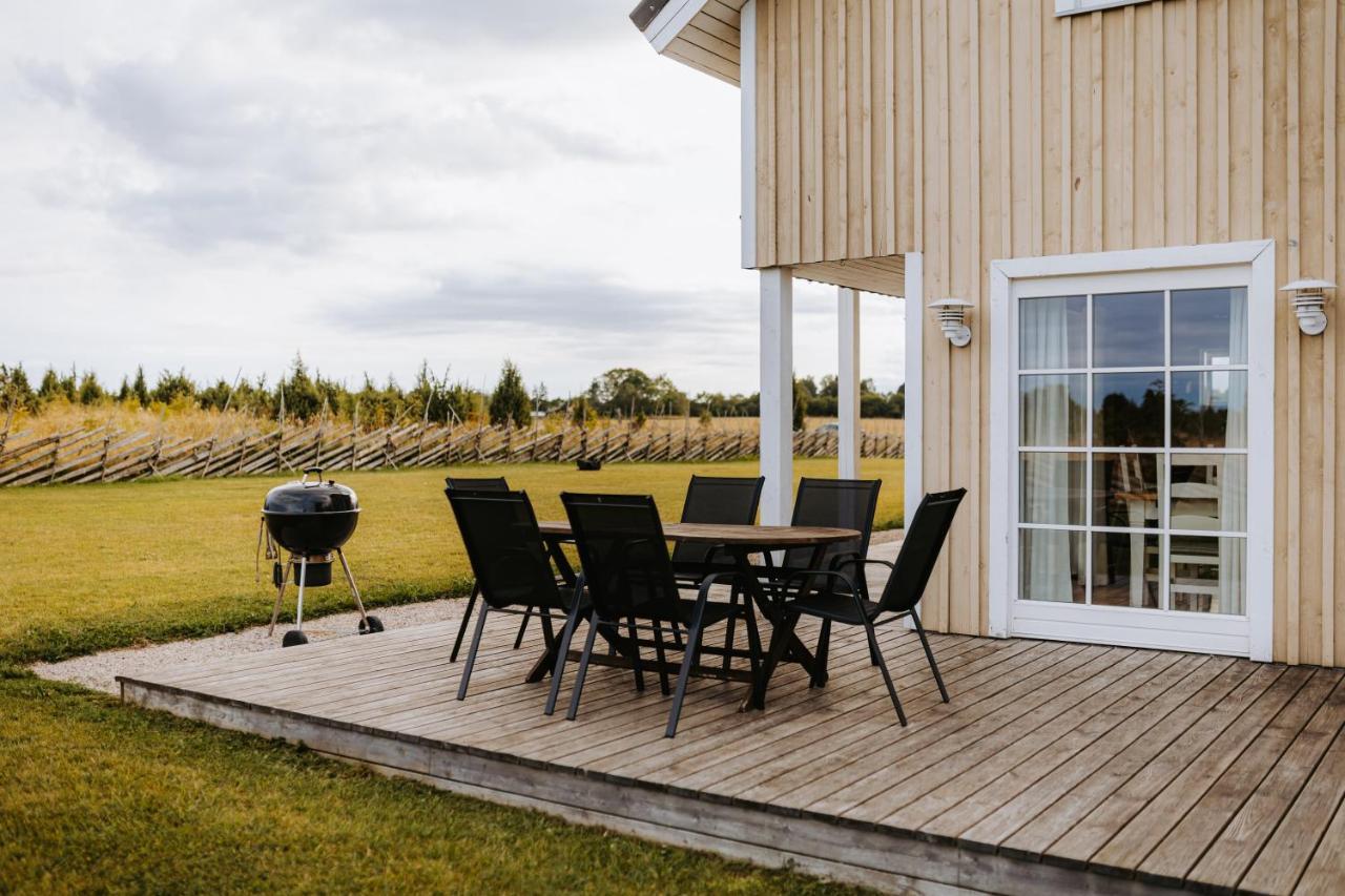 Holmiranna Holiday Homes Kungla Kültér fotó